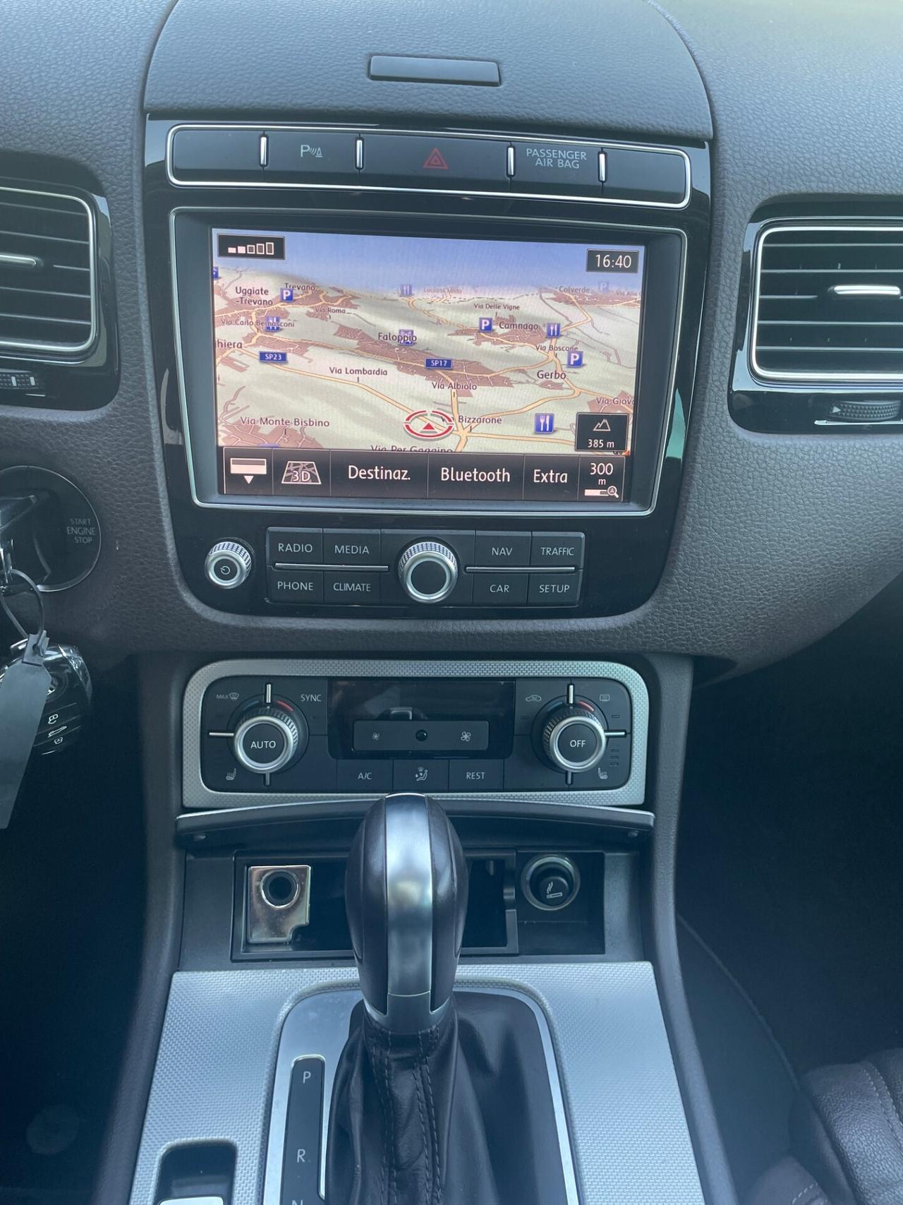 Volkswagen Touareg 3.0 TDI 262 CV *pelle*Automatik*Tetto*Pelle