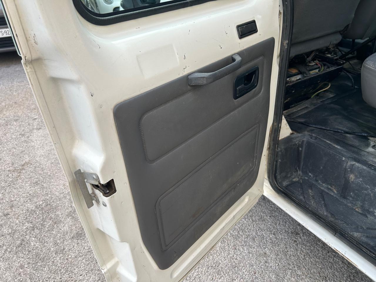 Ford Transit 350 2.4 TDCi/137 Ribaltabile 6 posti