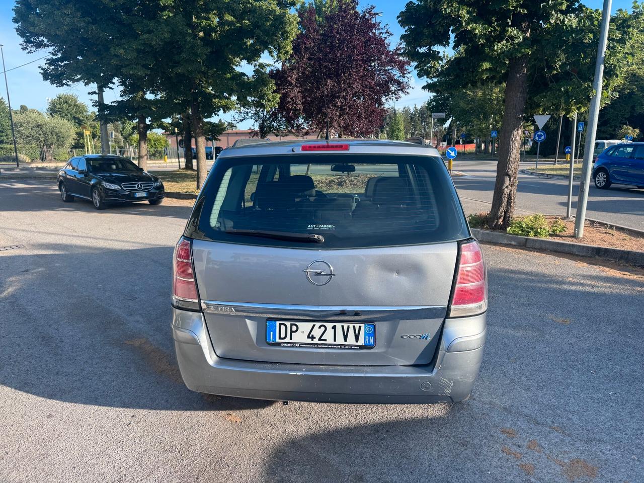 Opel Zafira 1.6 16V ecoM 94CV Cosmo