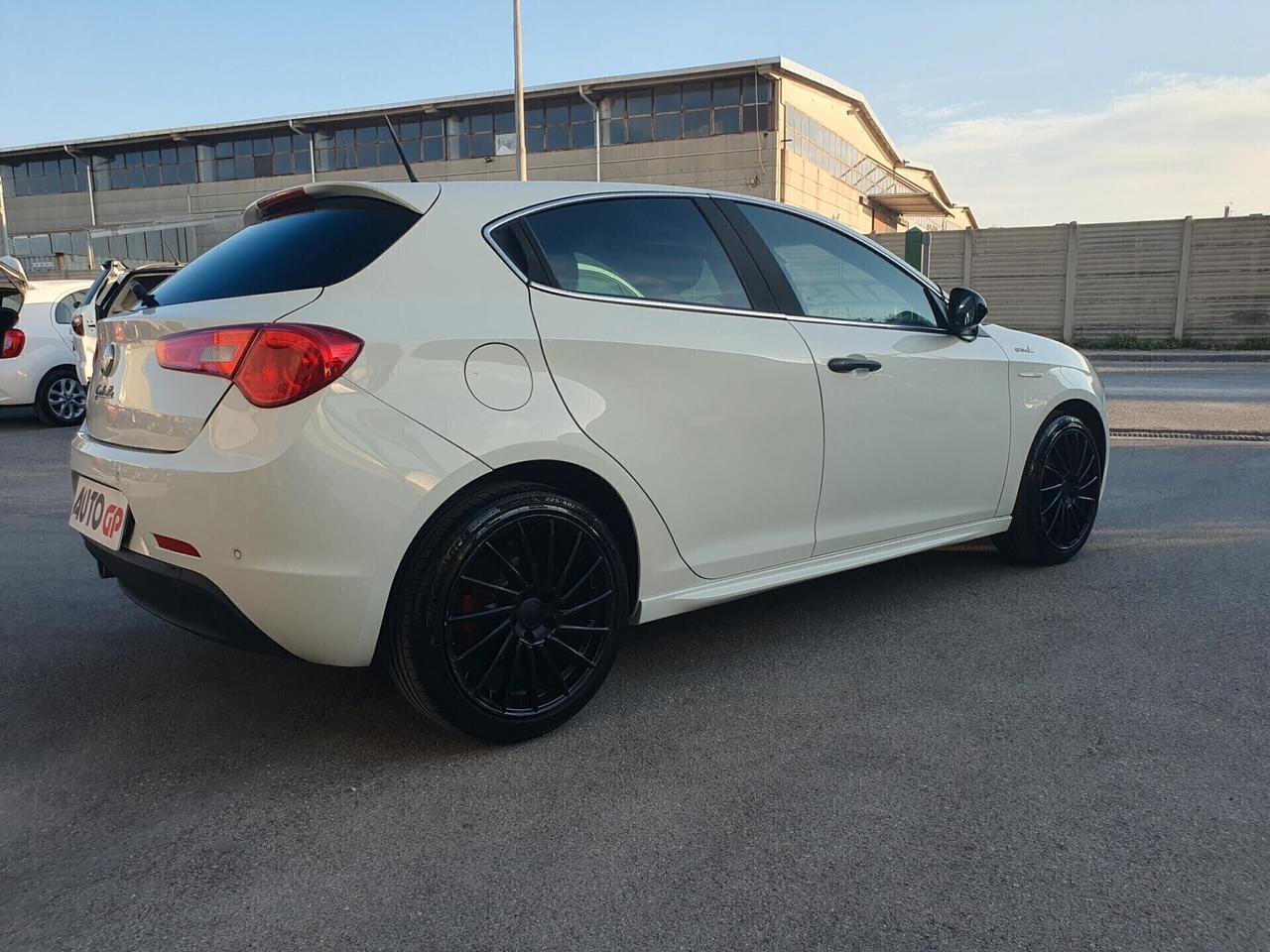 Alfa Romeo Giulietta 1.6 JTDm-2 120 CV QV Neo 2015