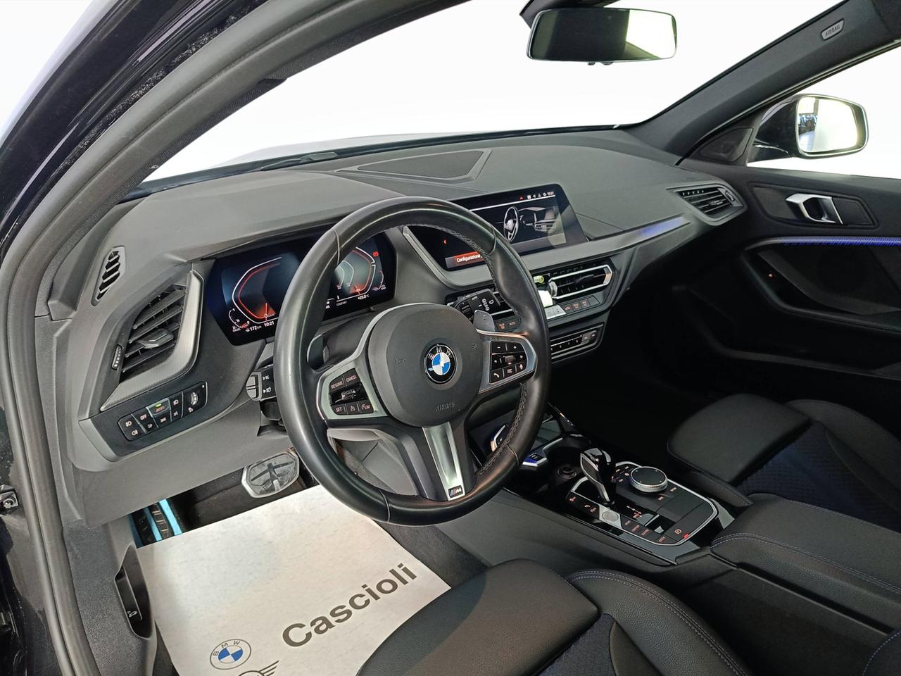 BMW Serie 1 F40 - 118d Msport auto