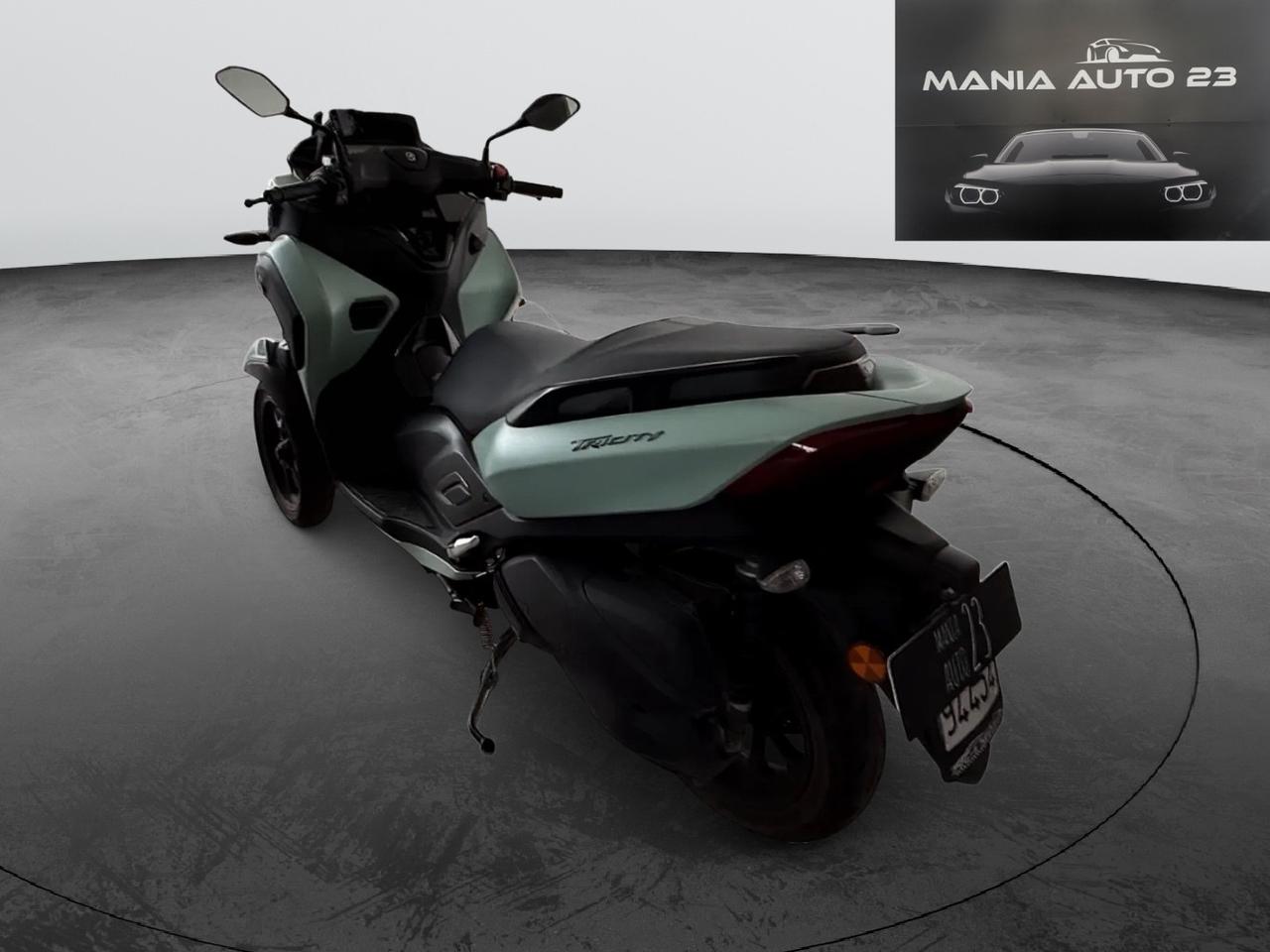 YAMAHA TRICITY*300*PATENTE B*