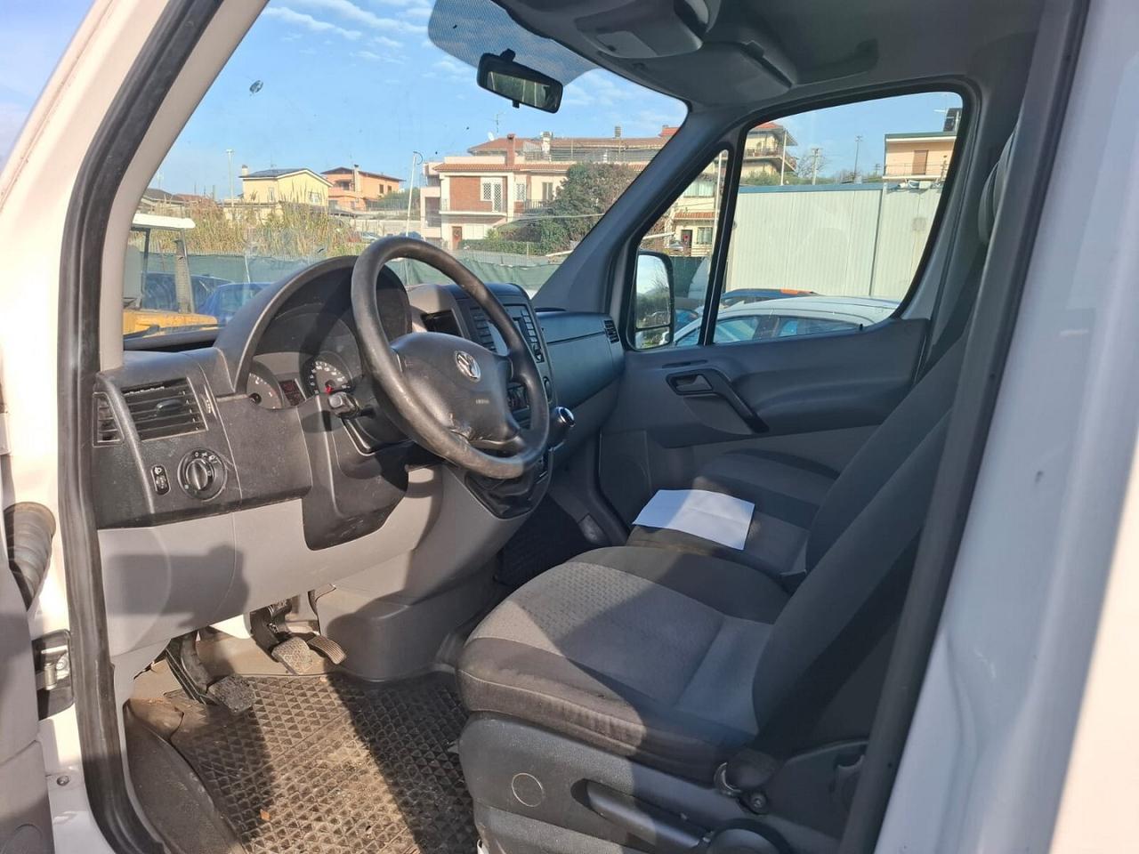 VW CRAFTER 2.0 SINISTRATO 9 POSTI MARCIANTE