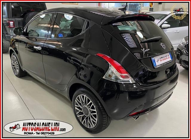 LANCIA Ypsilon HYBRID 1.0 FireFly GOLD PLUS