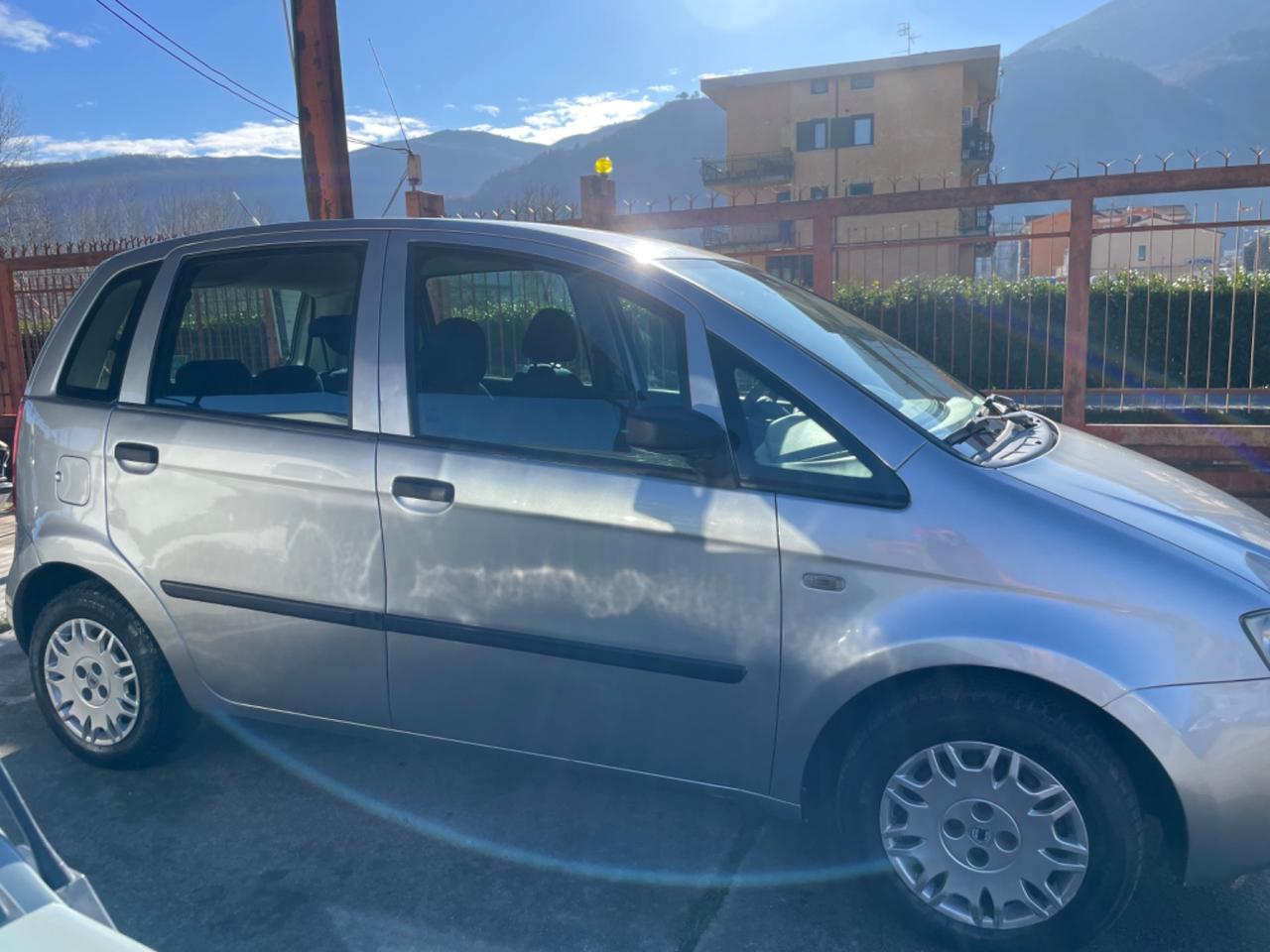 Fiat Idea 1.2 16V