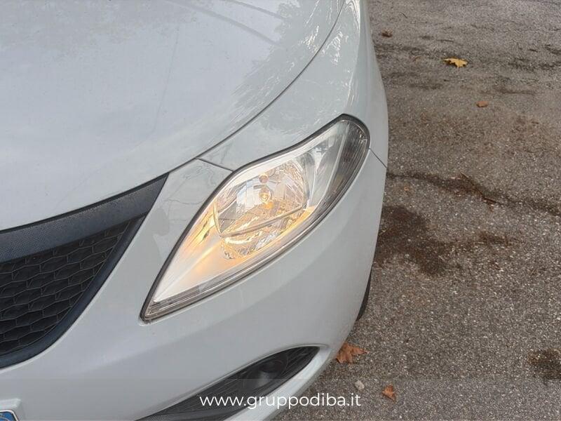 Lancia Ypsilon III 2015 Benzina 1.2 Silver 69cv