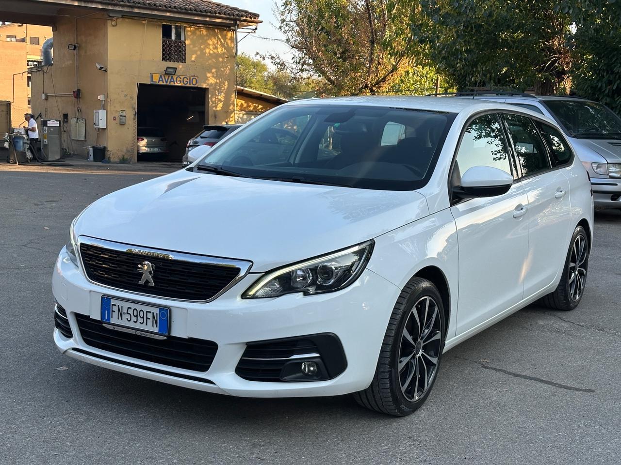 Peugeot 308 BlueHDi 130 S&S SW GT Line