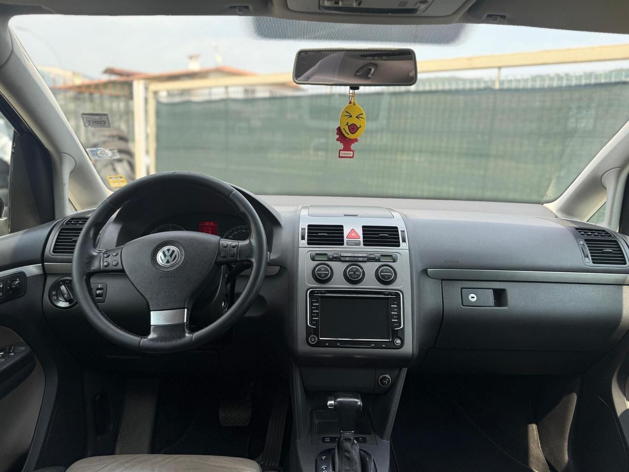 Volkswagen Touran 2.0 TDI automatico km 300 mil 7 posti