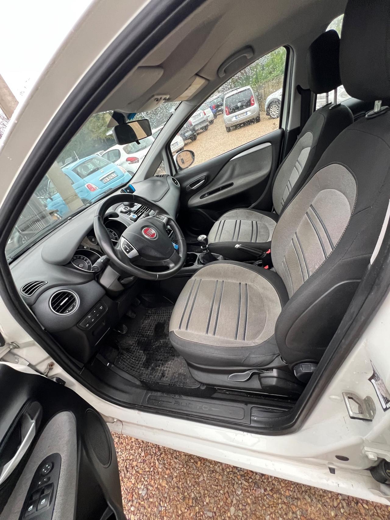 Fiat Punto Evo 1.4 b/metano