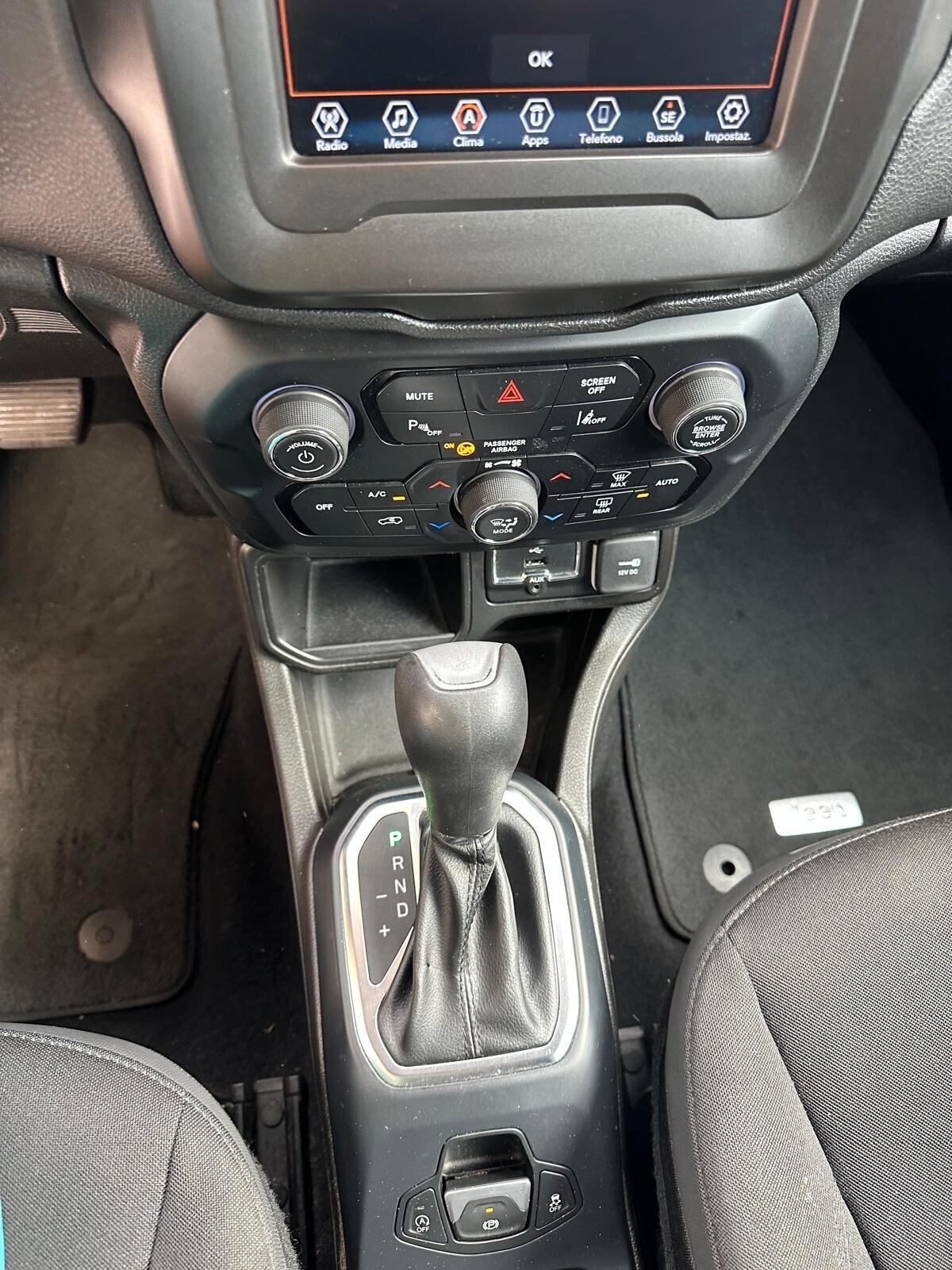 Jeep Renegade 1.6 MJet DDCT 120cv Night Eagle