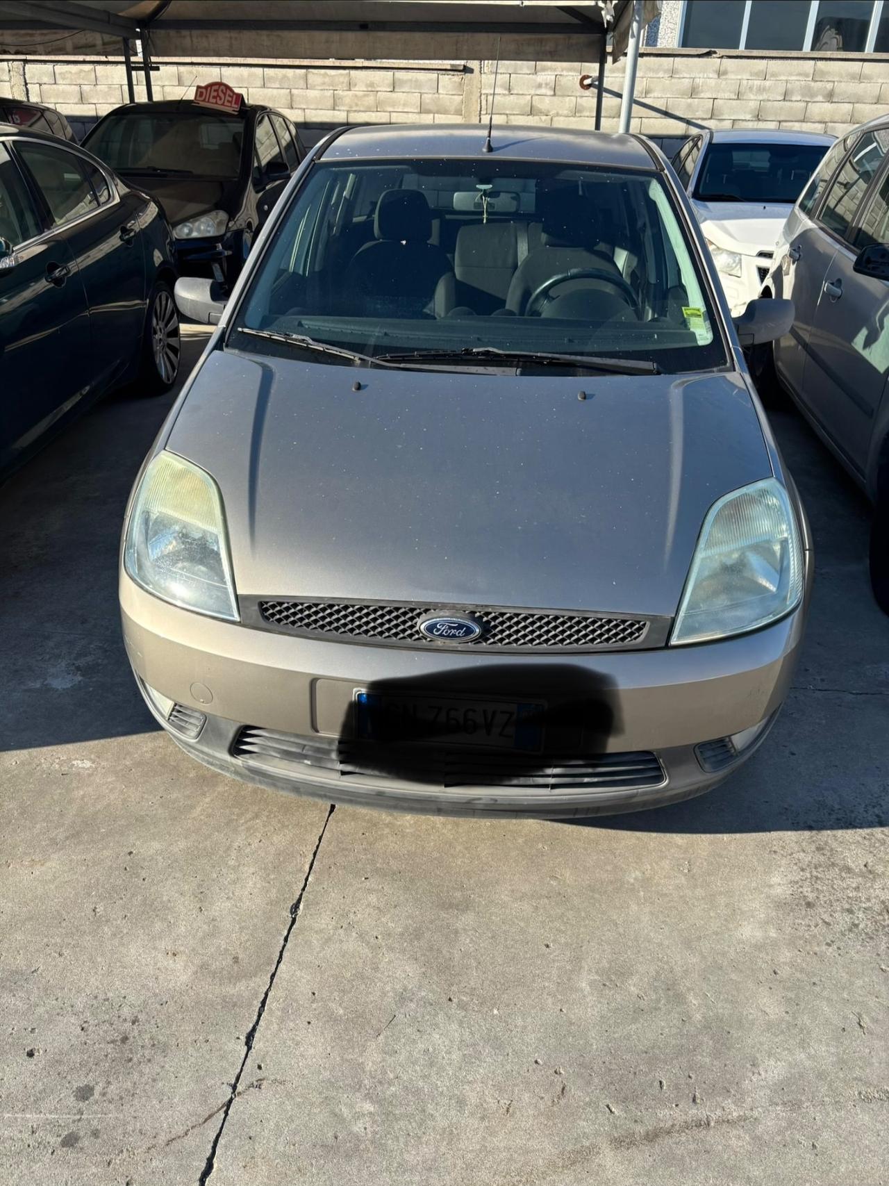 Ford Fiesta 1.2 16V 5p. Ambiente