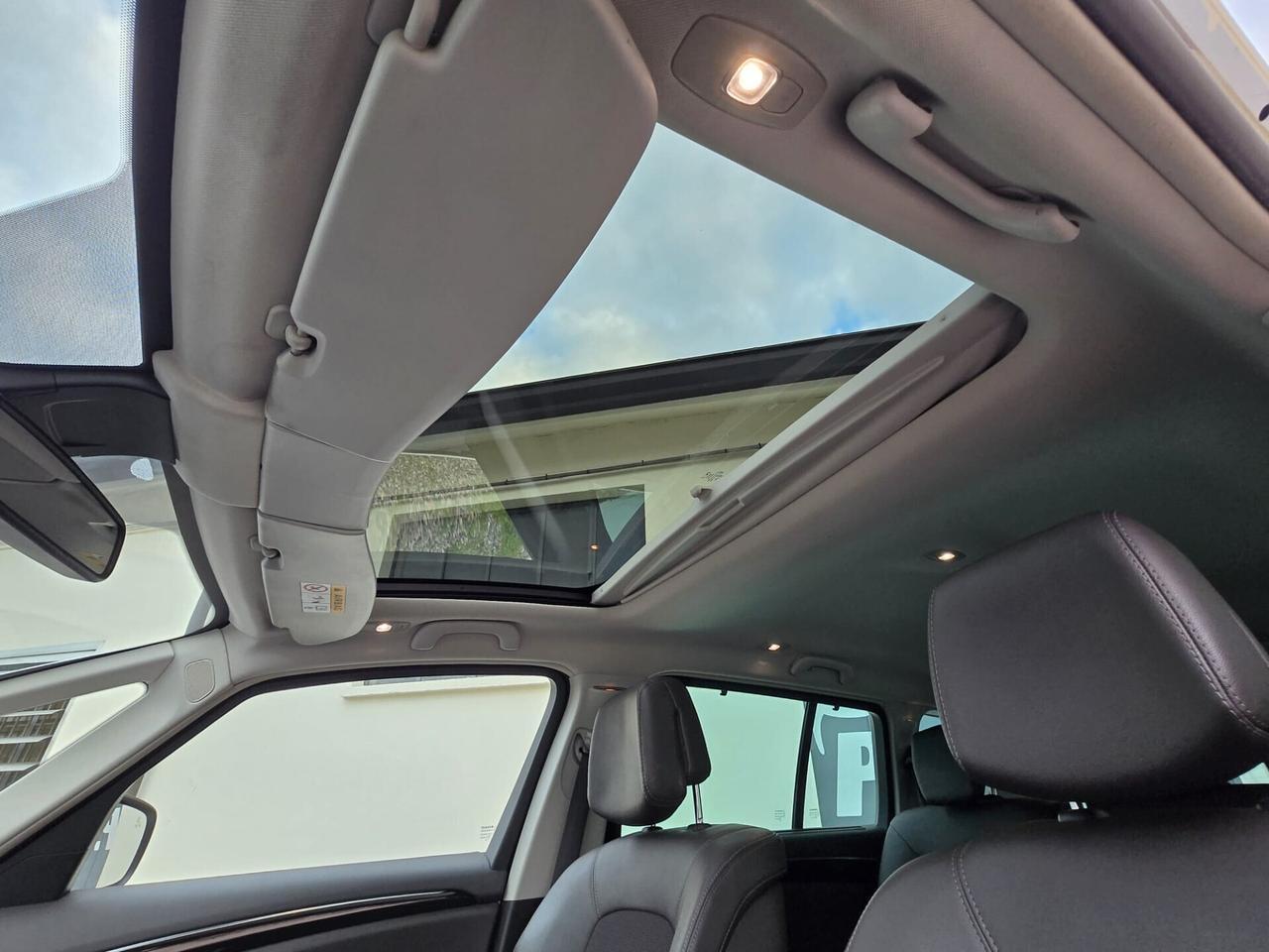 Renault Espace dCi 160CV Energy Initiale Paris 4Control 7 POSTI