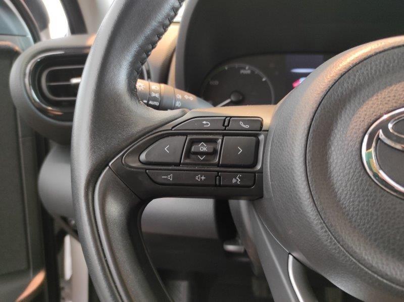 TOYOTA Yaris 4ª serie - Yaris 1.5 Hybrid 5 porte Business