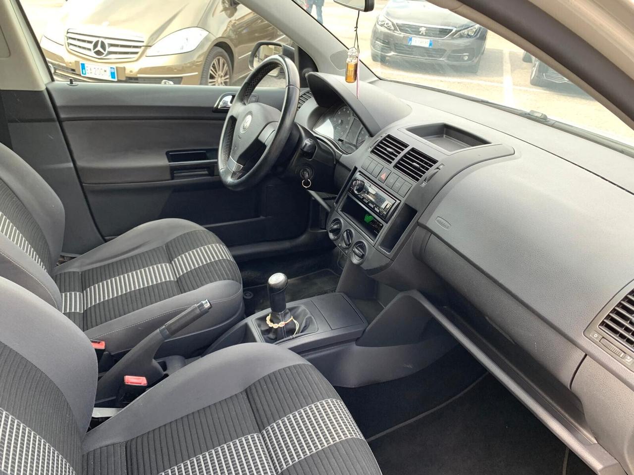 Volkswagen Polo 1.2/60CV 5p. United