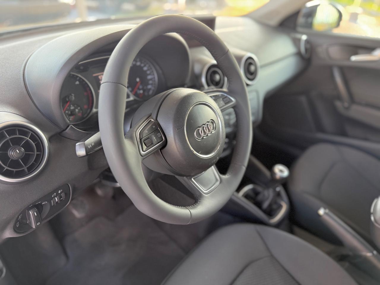 AUDIA1 SPB 1.6 TDI ANCHE NEOPATENTATI