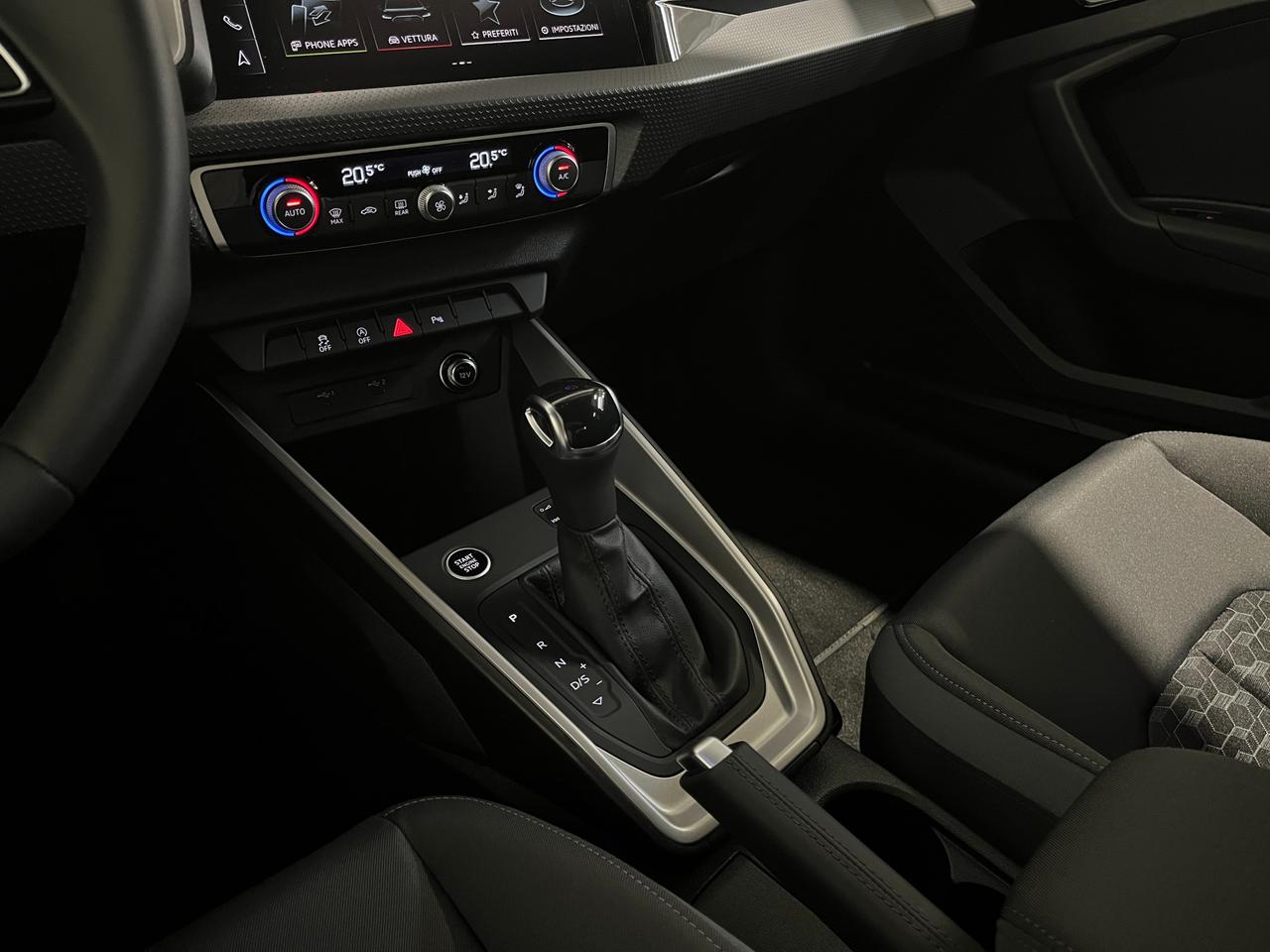 AUDI A1 SPORTBACK 30 TFSI S-TRONIC S-LINE EDITION