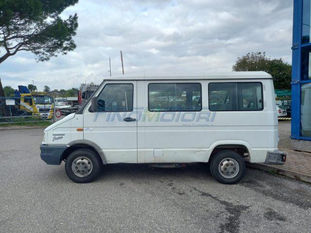 IVECO Daily 30-8 2.5 Diesel 9 POSTI