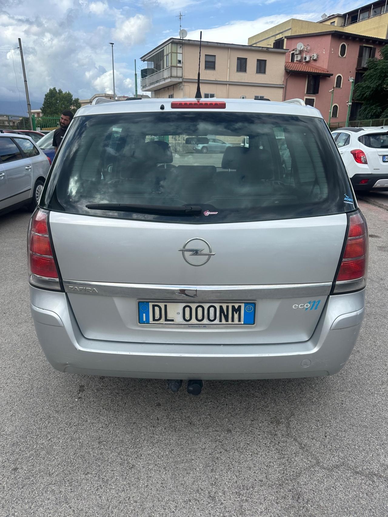 Opel Zafira 1.6 16V ecoM 94CV Cosmo