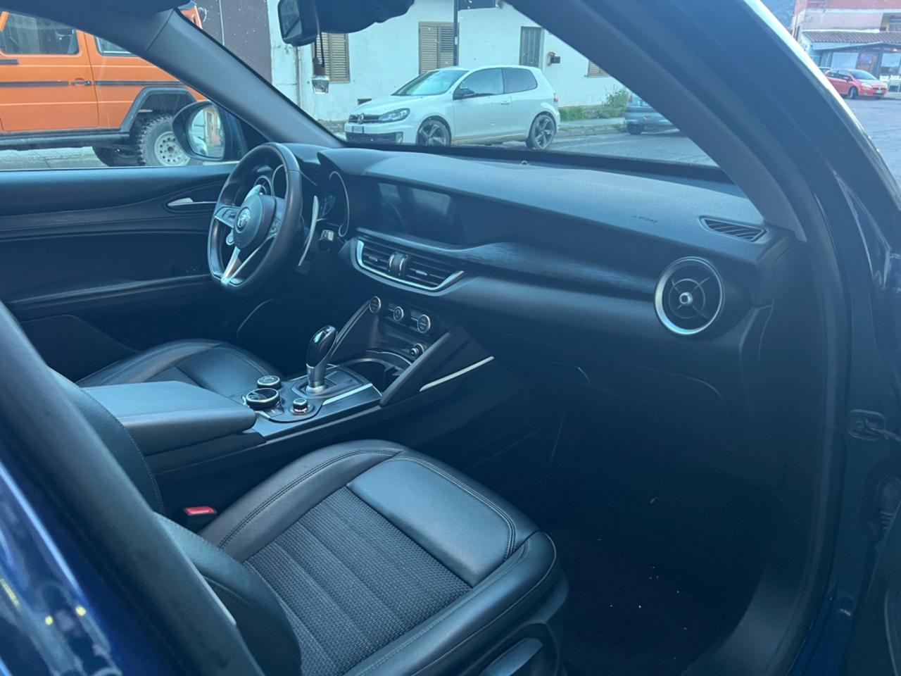 Alfa Romeo Stelvio 2.2 Turbodiesel 210 CV AT8 Q4 Super