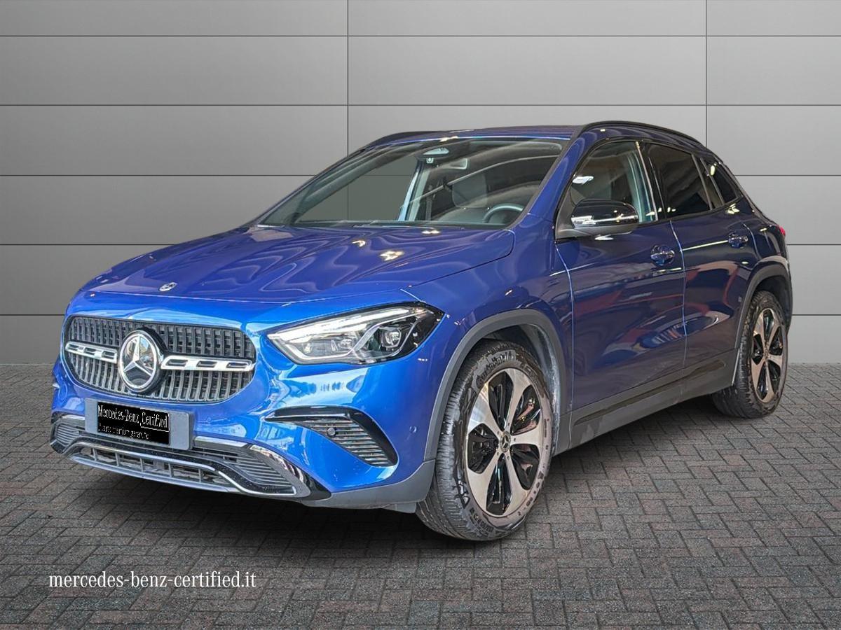 Mercedes-Benz GLA 180 Progressive Advanced Plus auto