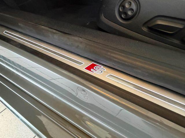 AUDI A5 40 TDI quattro S tronic S line edition