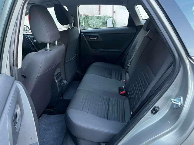 Toyota Auris Auris II 2015 1.8h Lounge cvt