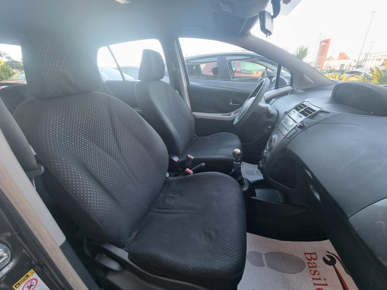 Toyota Yaris 1.3 5 porte Sol