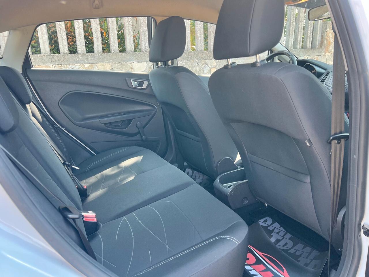 Ford Fiesta 1.5 tdci 75 cv ok neopatentati
