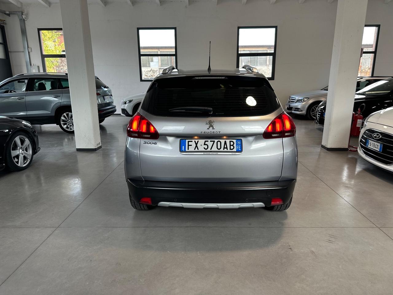 Peugeot 2008 PureTech 82 S&S Allure