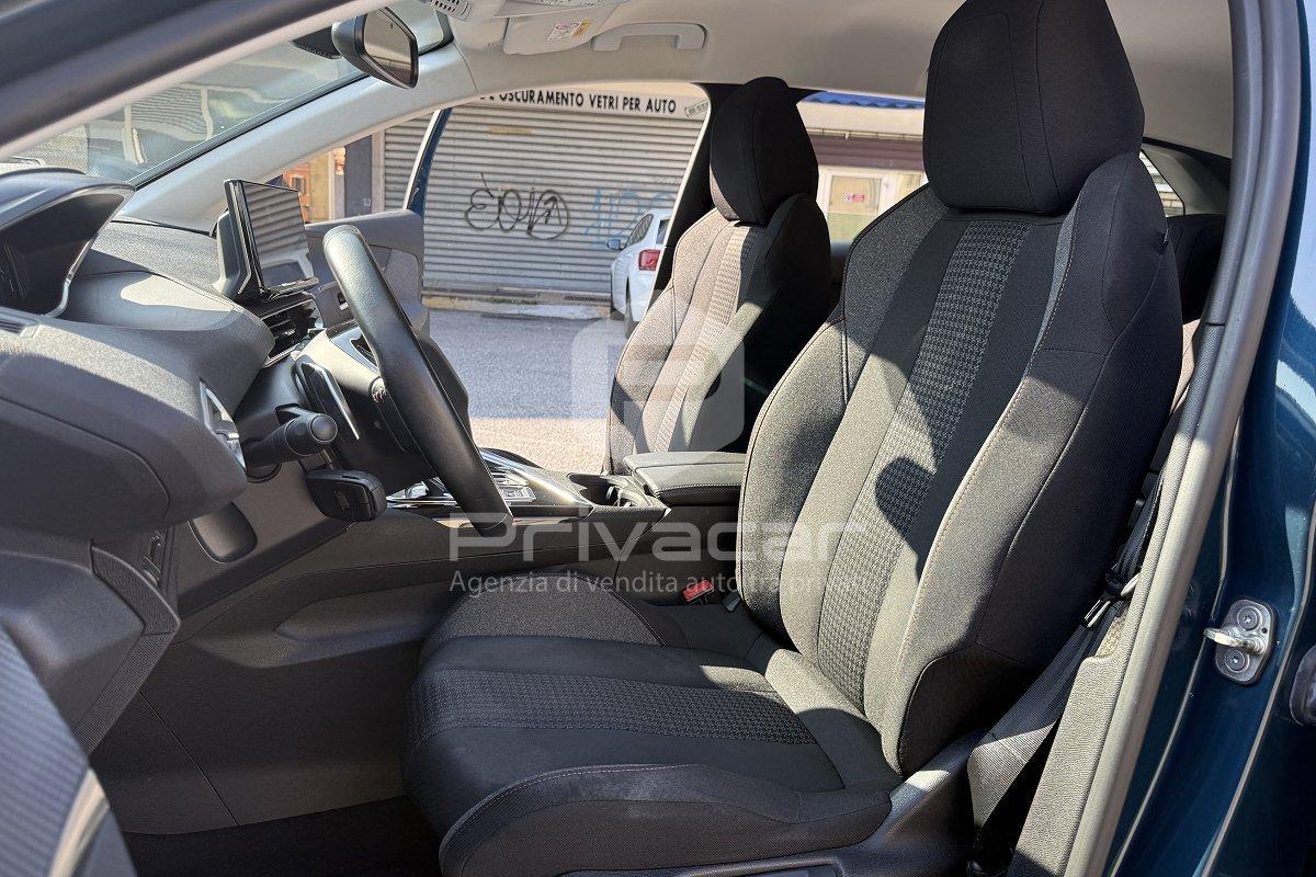 PEUGEOT 3008 BlueHDi 130 S&S EAT8 Active Business