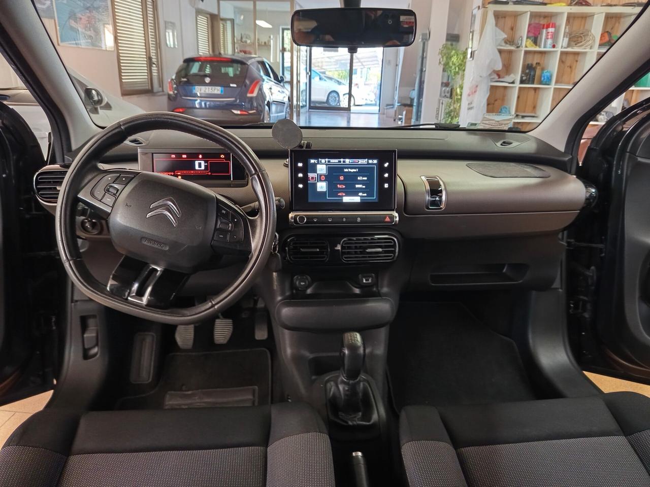 Citroen C4 Cactus, 130 Mila chilometri ok neopatentati