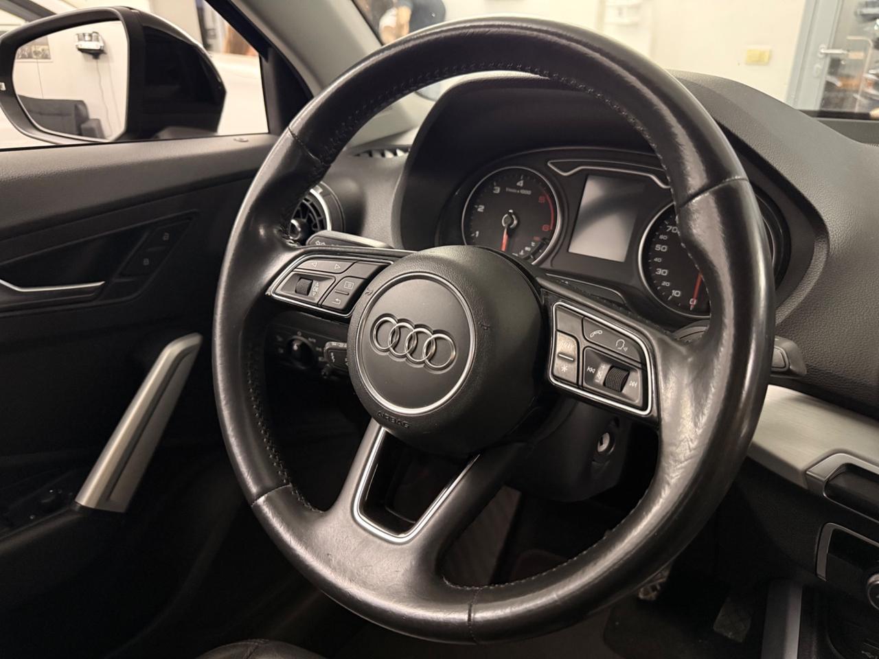 Audi Q2 30 TDI S tronic Business