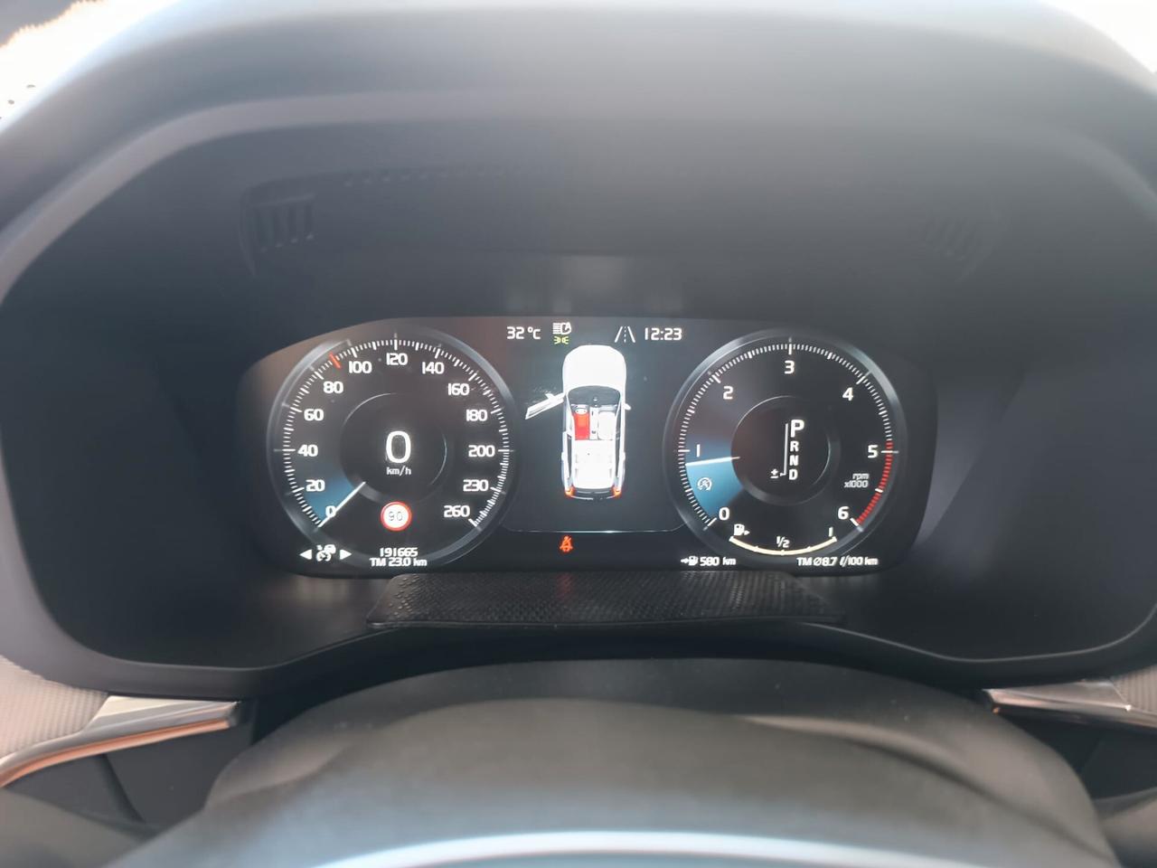 Volvo XC 60 XC60 D4 AWD Geartronic R-design