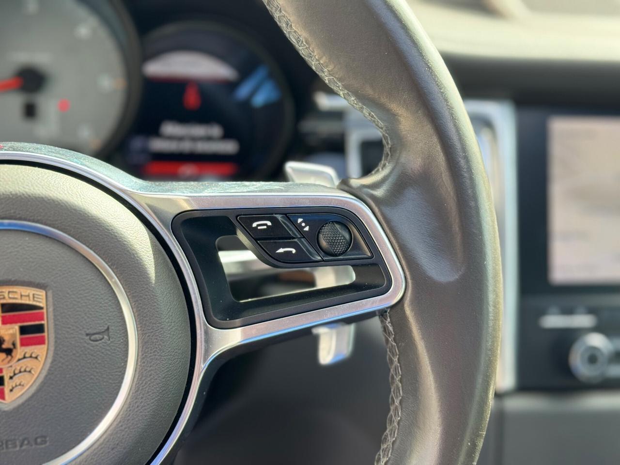 PORSCHE MACAN 3.0 D V6 250 CV FULL TETTO PORSCHE APPROVED