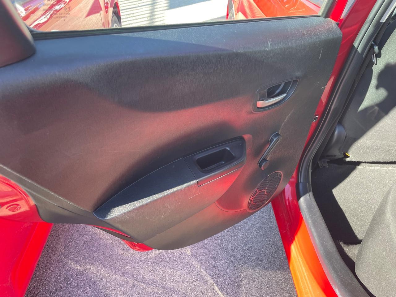 TOYOTA YARIS 1.0 BENZINA 69 (CV) 2013