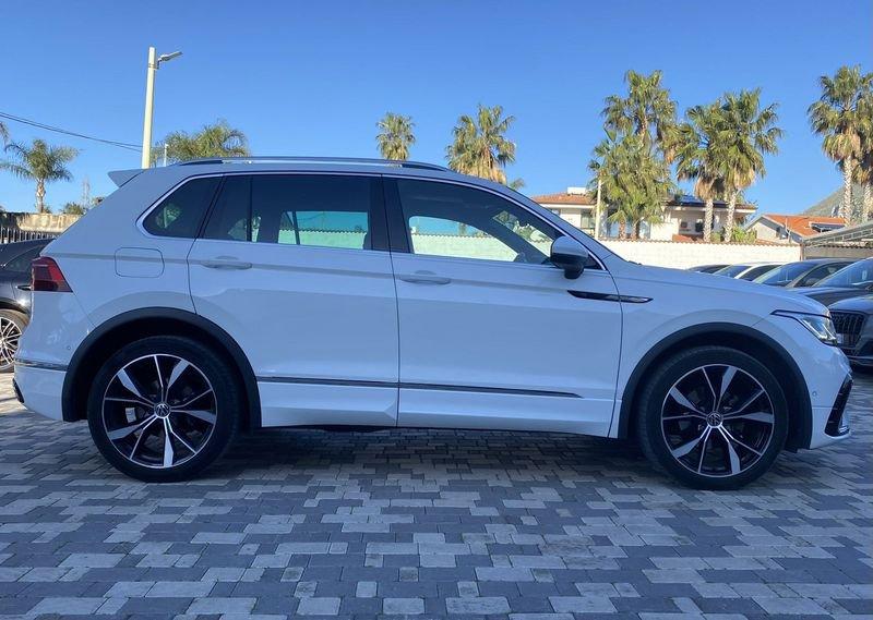 Volkswagen Tiguan R-Line 2.0 TDI 150 CV DSG