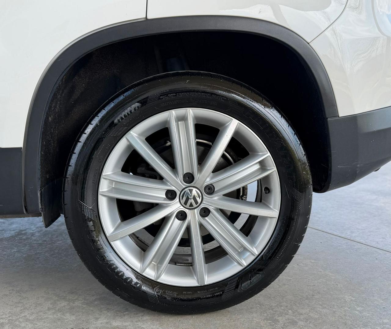 Volkswagen Tiguan 2.0 TDI DPF 4MOTION DSG Sport & Style