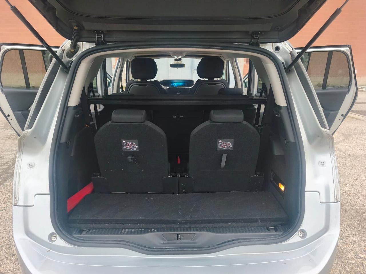 Citroen C4 2014---2.0 Diesel 7 Posti