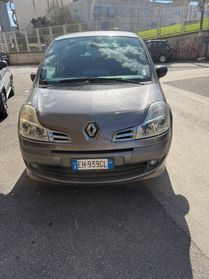 Renault Modus Grand 1.6 16V AUTOMATICA