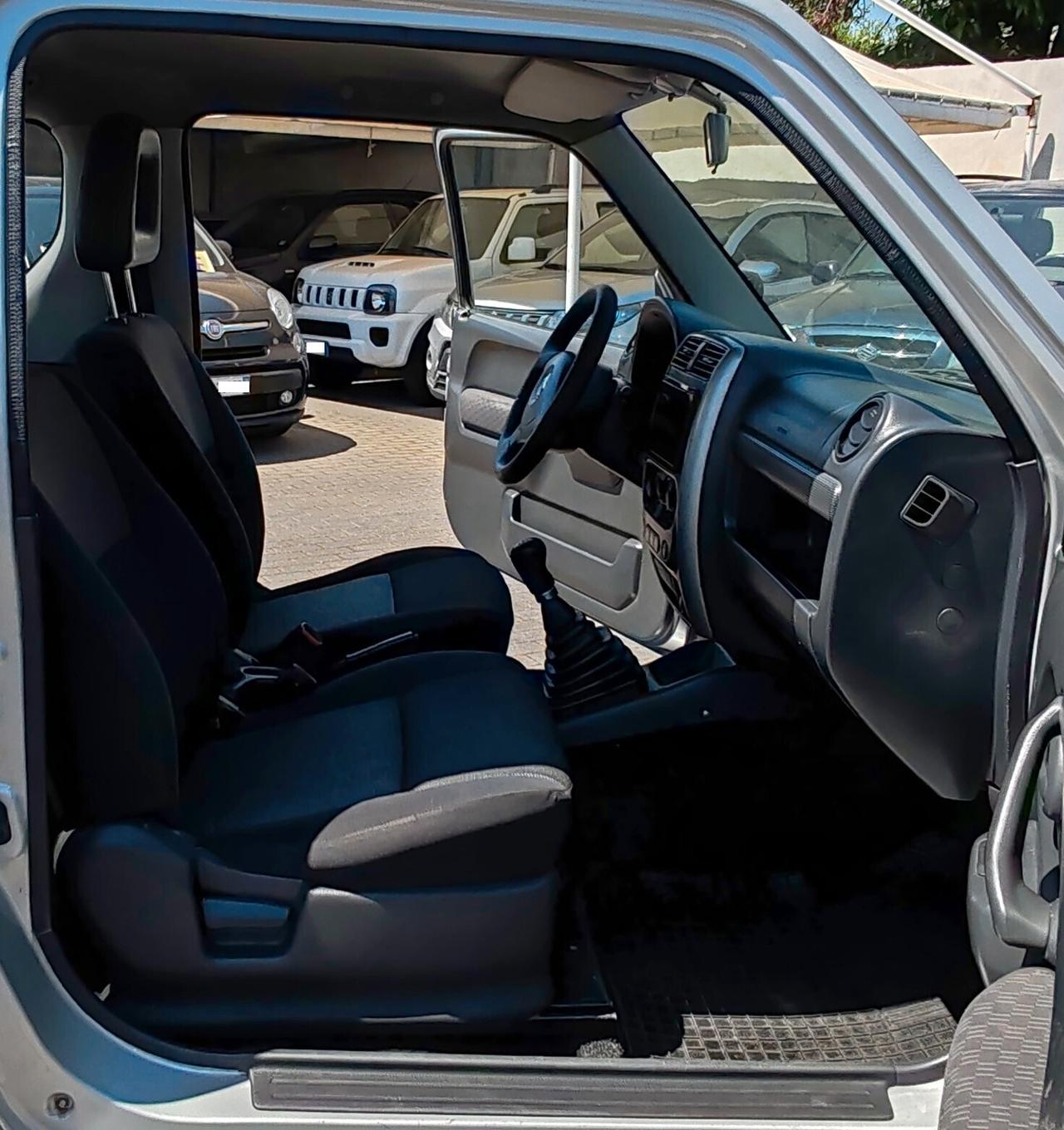 Suzuki Jimny 1.5 DDiS 4WD JLX -MOTORE NUOVO-