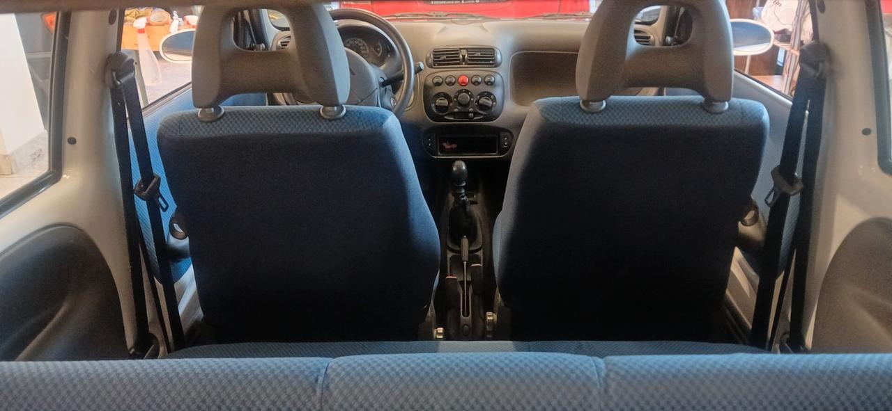 Fiat 600 pochi km clima