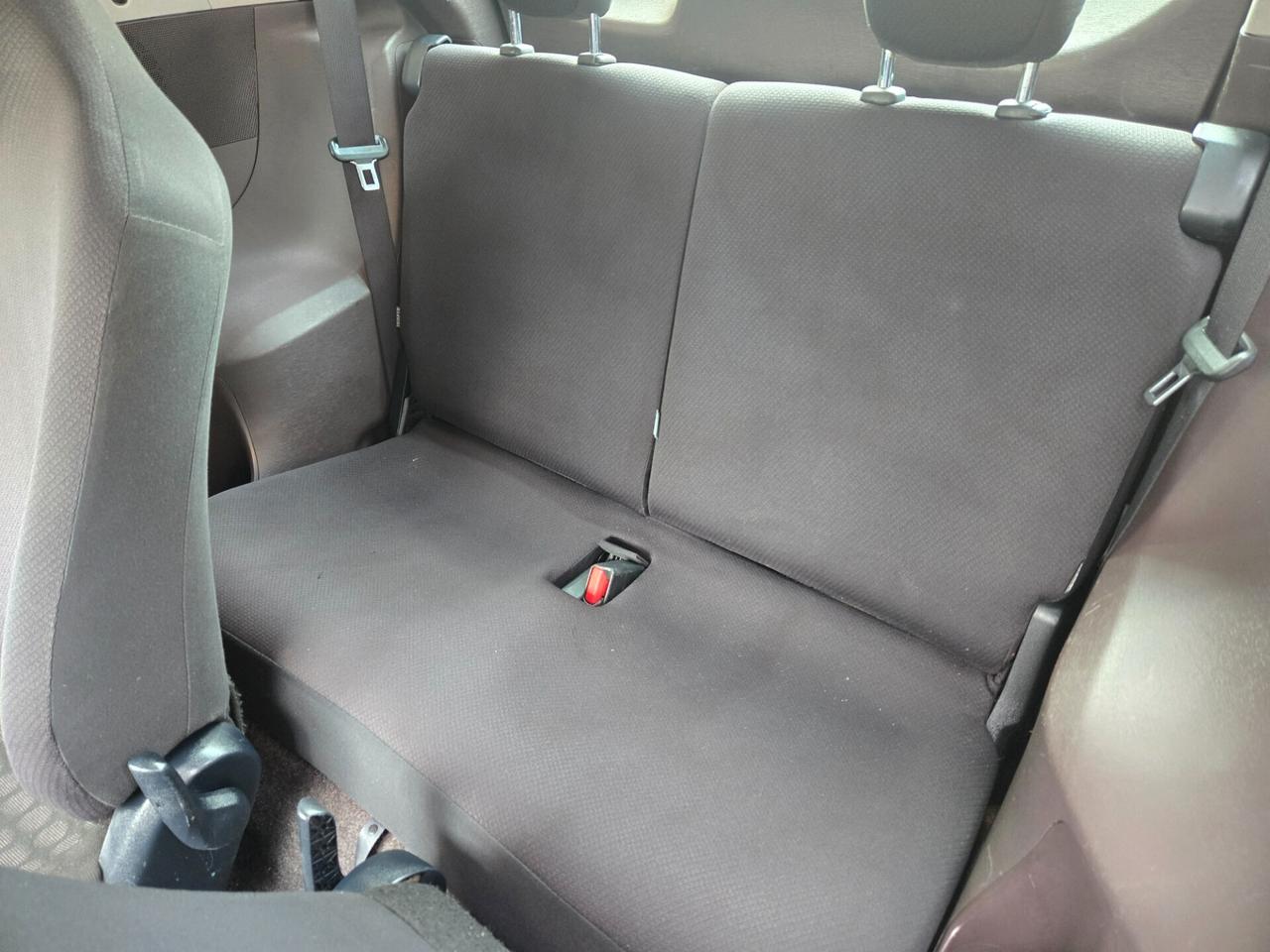 Toyota iQ 1.0
