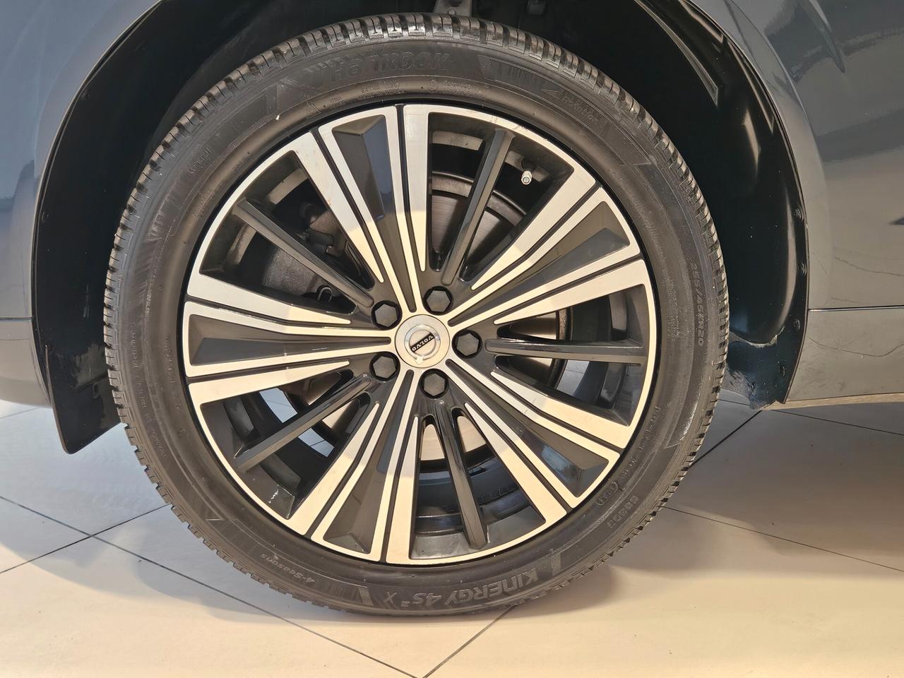 Volvo XC 60 B4 (d) AWD aut. Ultimate Bright AUTOCARRO N1