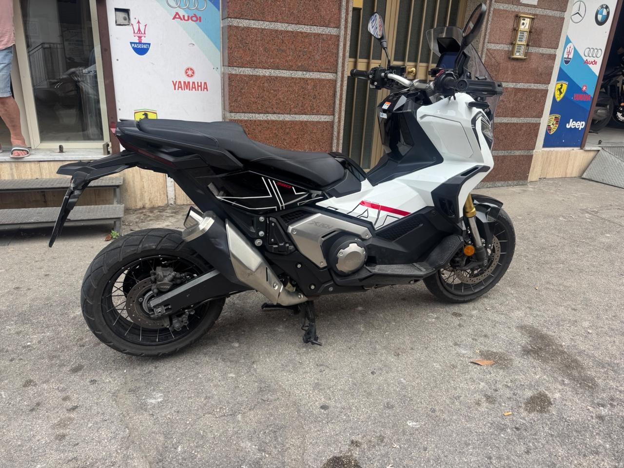 Honda X-ADV 750 Edition special