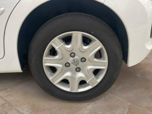 PEUGEOT 207 Plus 1.4 8V 75CV 5p. ECO GPL