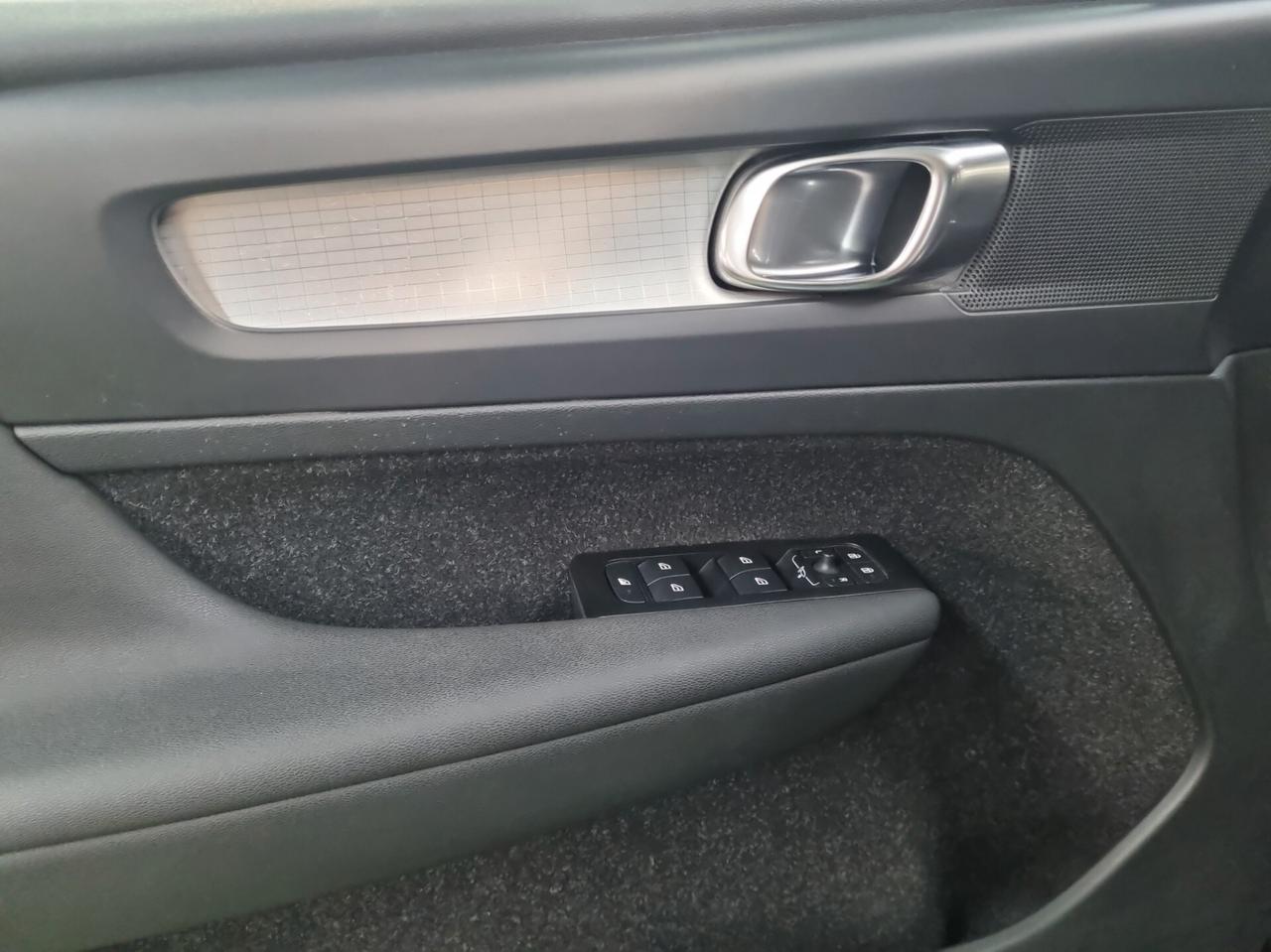 Volvo XC40 T3 Momentum