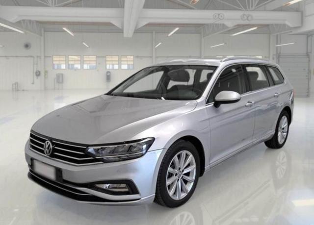 VOLKSWAGEN Passat Variant 2.0 TDI SCR EVO DSG Business