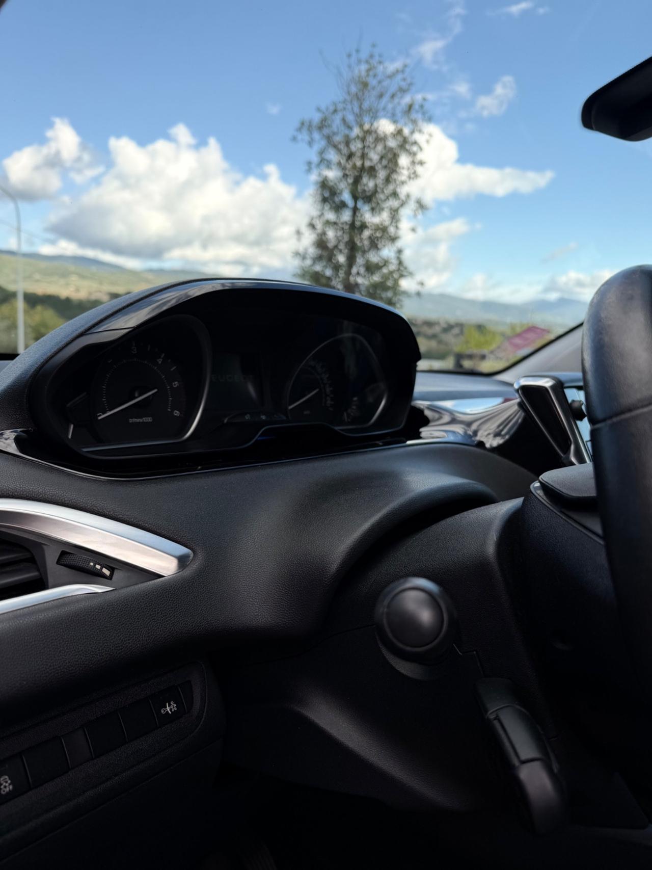 Peugeot 208 1.4 HDi 68 CV 5 porte Active