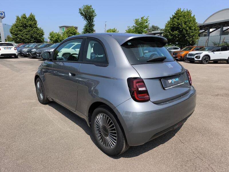 FIAT 500 LA NUOVA Nuova Hatchback My23 La Nuova - 190 Berlina