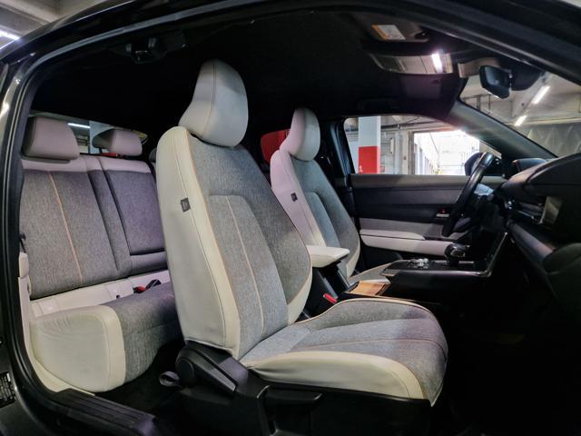 MAZDA MX-30 Exceed 35,5 KWh OBC 7,4 KW RADAR+18'+PELLE+UNIPROP